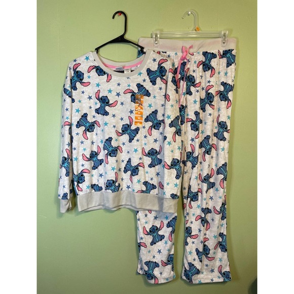 Disney Other - Disney Lilo and Stitch pajama set H022